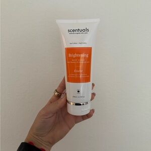 Scentuals Brightening Body Scrub